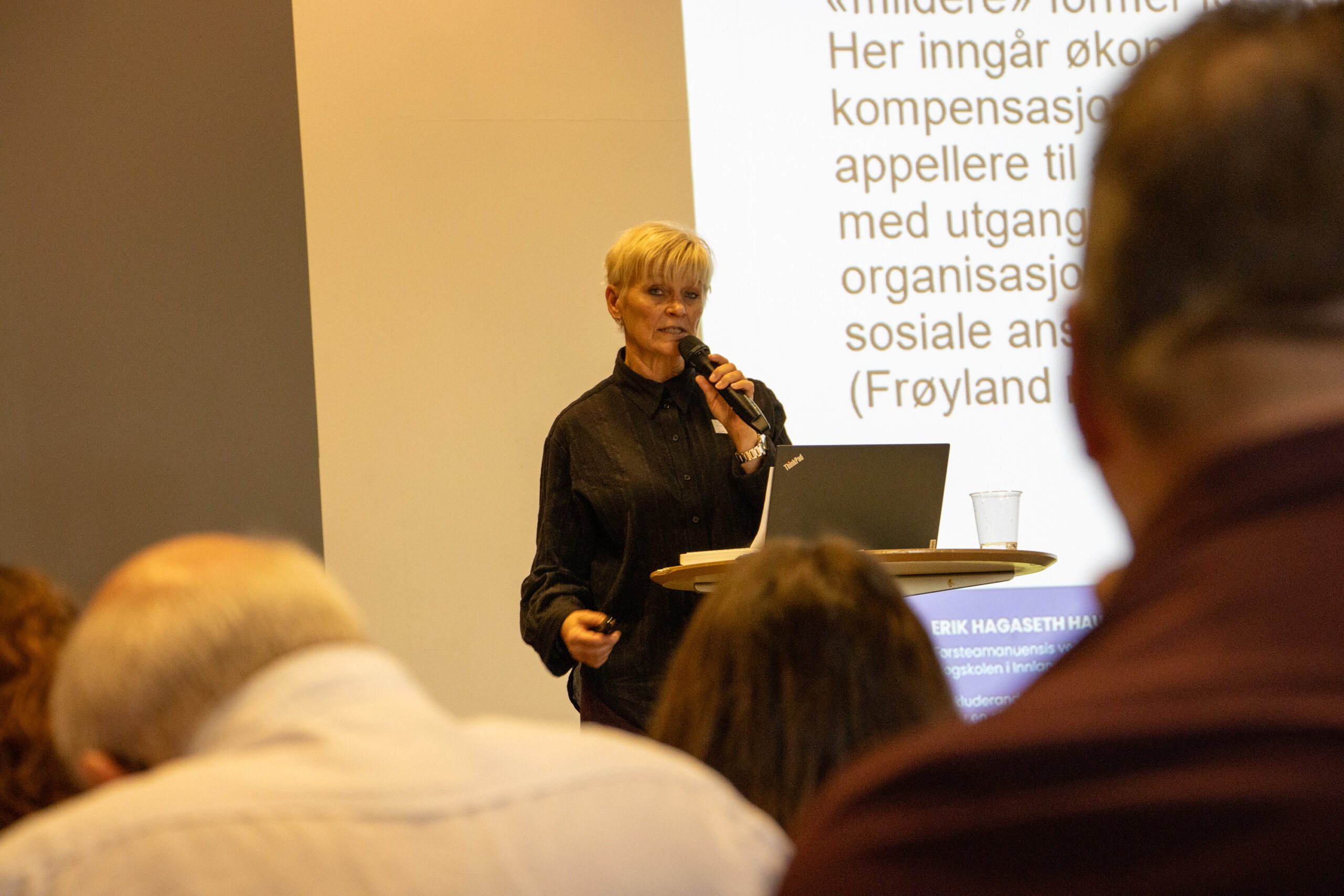 Anki Nordmarker holder foredrag om inkluderende arbeidsliv under SAIL-konferansen